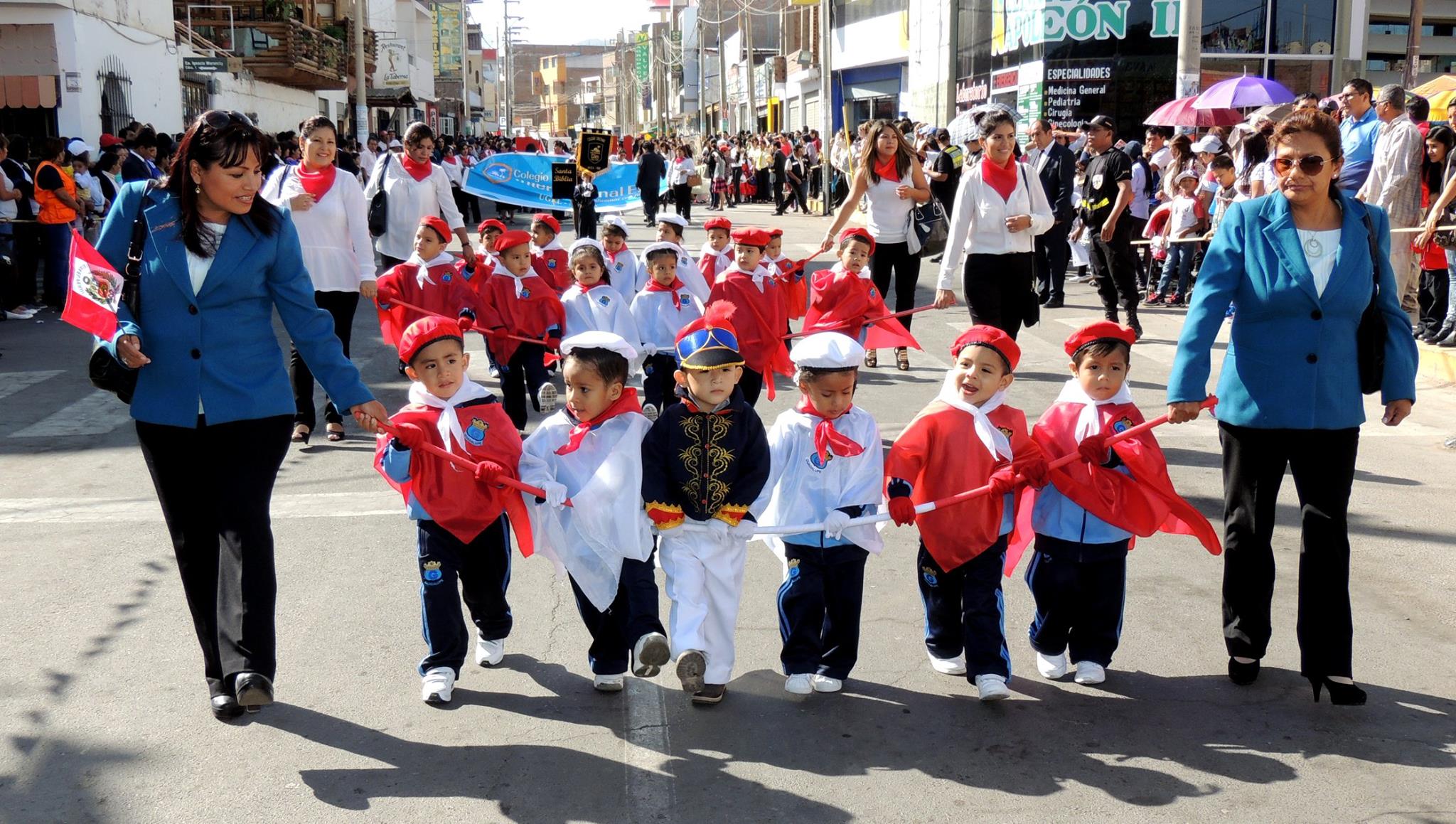 Cuerpo docente del colegio Nuestra Señora de Guadalupe